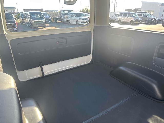 レジアスエースバン  スーパーGL ETC ナビ TV 電動格納ミラー AT ローダウン アルミホイール CD USB ABS 運転席エアバッグ(25枚目)