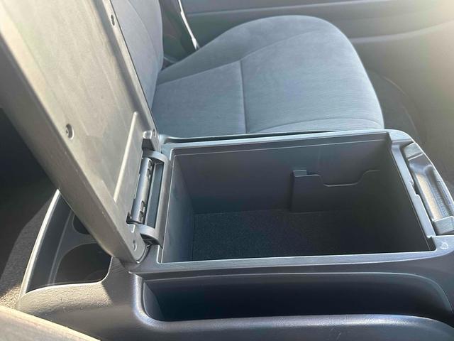 レジアスエースバン  スーパーGL ETC ナビ TV 電動格納ミラー AT ローダウン アルミホイール CD USB ABS 運転席エアバッグ(34枚目)