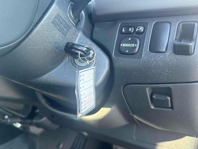 レジアスエースバン  スーパーGL ETC ナビ TV 電動格納ミラー AT ローダウン アルミホイール CD USB ABS 運転席エアバッグ(39枚目)