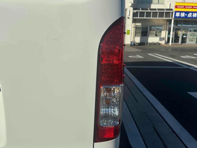 レジアスエースバン  スーパーGL ETC ナビ TV 電動格納ミラー AT ローダウン アルミホイール CD USB ABS 運転席エアバッグ(54枚目)