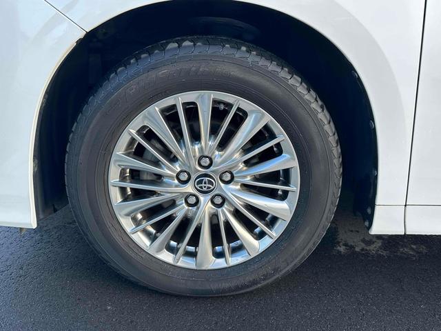 アルファードハイブリッド ＳＲ　４ＷＤ　ドライブレコーダー　ナビ　ＴＶ　クリアランスソナー　オートクルーズコントロール　レーンアシスト　衝突被害軽減システム　両側電動スライドドア　オートマチックハイビーム　ＬＥＤヘッドランプ（24枚目）
