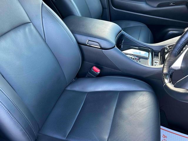 アルファードハイブリッド ＳＲ　４ＷＤ　ドライブレコーダー　ナビ　ＴＶ　クリアランスソナー　オートクルーズコントロール　レーンアシスト　衝突被害軽減システム　両側電動スライドドア　オートマチックハイビーム　ＬＥＤヘッドランプ（32枚目）