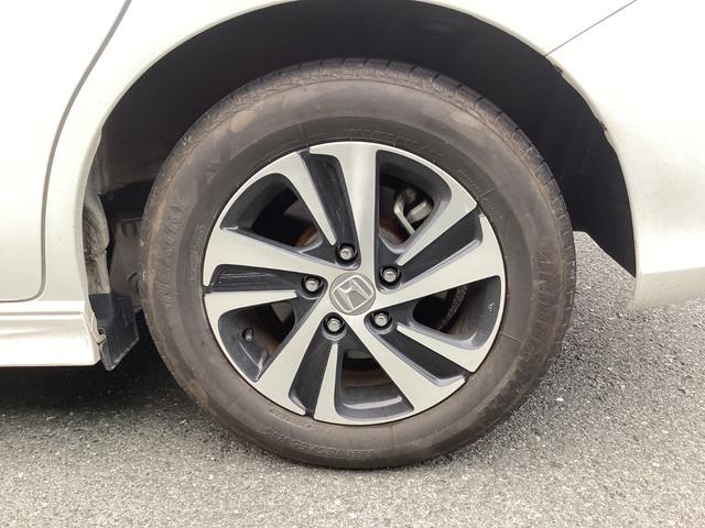 フリードハイブリッド ハイブリッド・ＥＸ　ワンオーナー／禁煙車／ホンダ純正９インチナビ／ＥＴＣ／両側電動スライドドア　１オナ　地デジフルセグＴＶ　シ－トヒ－タ－　整備記録簿　リヤカメラ　ＬＥＤライト　フルオートエアコン　ＡＢＳ　ＤＶＤ再生可（23枚目）