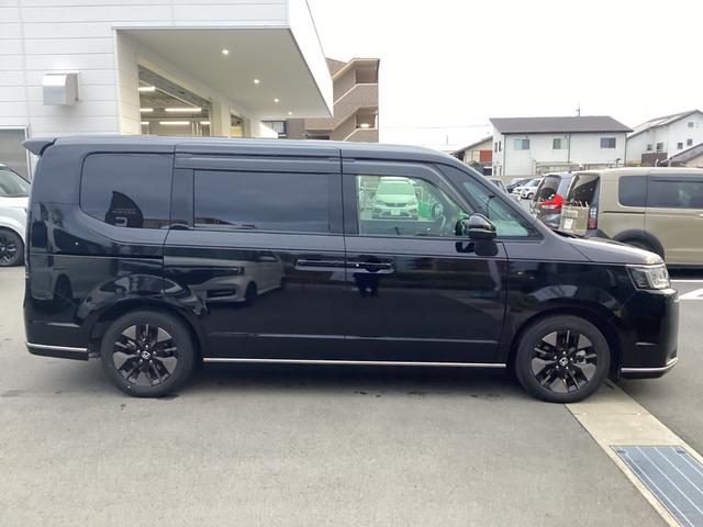 ステップワゴン e:HEVスパーダ ワンオーナー/ホンダ純正11.4インチフルセグナビ/リア席天吊りモニタ 1オーナー フルオートエアコン ESC シートヒータ キーフリー LEDヘッドランプ ABS スマートキ クルーズコントロール(4枚目)