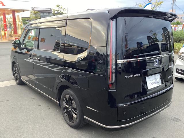 ステップワゴン e:HEVスパーダ ワンオーナー/ホンダ純正11.4インチフルセグナビ/リア席天吊りモニタ 1オーナー フルオートエアコン ESC シートヒータ キーフリー LEDヘッドランプ ABS スマートキ クルーズコントロール(9枚目)
