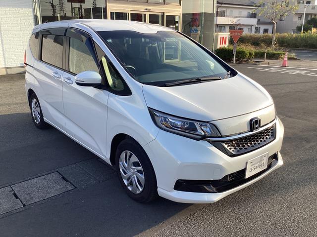 フリード Ｇ　当店試乗車・ホンダセンシング・純正ナビゲーション・ＥＴＣ・ドライブレコーダー・両側電動スライドドア　Ａクルーズ　記録簿　３列シート　カーテンエアバック　ＬＥＤヘッドライト　パワーウインドウ　地デジ（6枚目）