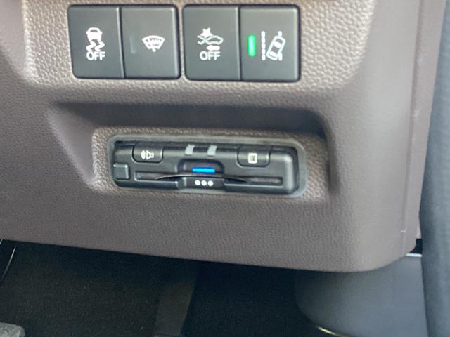 フリード Ｇ　当店試乗車・ホンダセンシング・純正ナビゲーション・ＥＴＣ・ドライブレコーダー・両側電動スライドドア　Ａクルーズ　記録簿　３列シート　カーテンエアバック　ＬＥＤヘッドライト　パワーウインドウ　地デジ（32枚目）