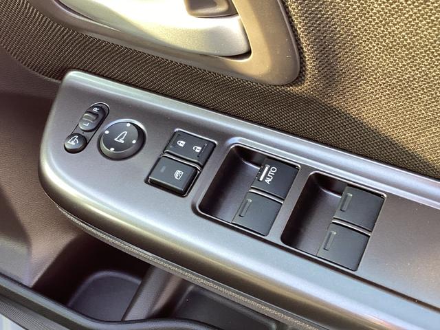 フリード Ｇ　当店試乗車・ホンダセンシング・純正ナビゲーション・ＥＴＣ・ドライブレコーダー・両側電動スライドドア　Ａクルーズ　記録簿　３列シート　カーテンエアバック　ＬＥＤヘッドライト　パワーウインドウ　地デジ（33枚目）