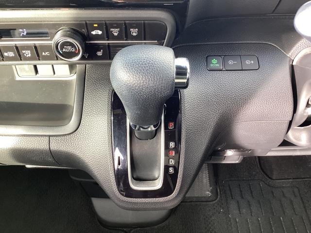 N-BOX L ワンオーナー/禁煙車/ホンダ純正7インチフルセグナビ/ドライブレコーダー Sヒーター 1オ-ナ- スマ-トキ- Bカメ 地デジTV ナビ&TV サイドエアバック 横滑り防止 整備記録簿 LEDライト(12枚目)