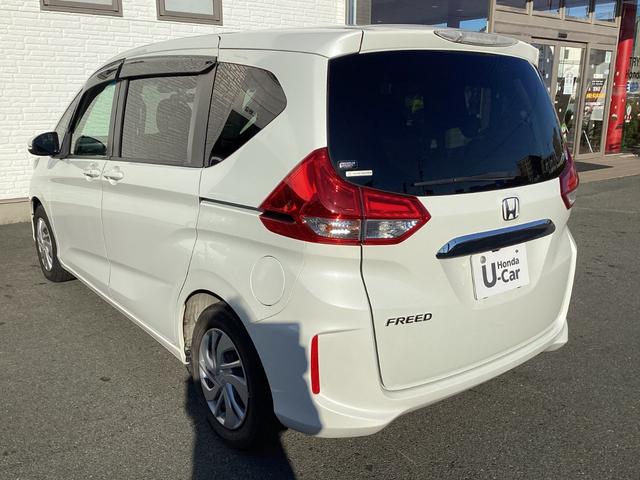 フリード Ｇ・ホンダセンシング　ワンオーナー／禁煙車／ホンダ純正７インチフルセグナビ／ＥＴＣ　Ｆセグ　Ｗエアバッグ　パワーウィンドウ　１オ－ナ－　アクティブクルーズコントロール　スマートキ　整備点検記録簿　ＶＳＡ　エアコン　キーレス（9枚目）