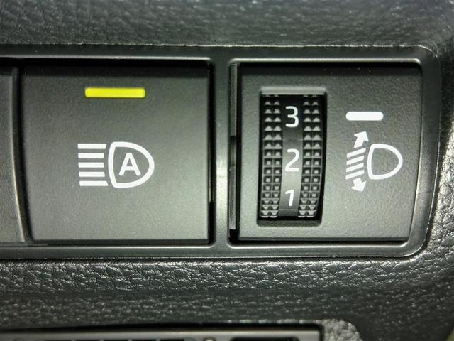 カローラクロス ハイブリッド　Ｚ　ハイブリッド　ワンオーナー　ハーフレザー　電動シート　安全装備　衝突被害軽減システム　横滑り防止機能　ＡＢＳ　エアバッグ　オートクルーズコントロール　盗難防止装置　バックカメラ　ＥＴＣ　ドラレコ（12枚目）