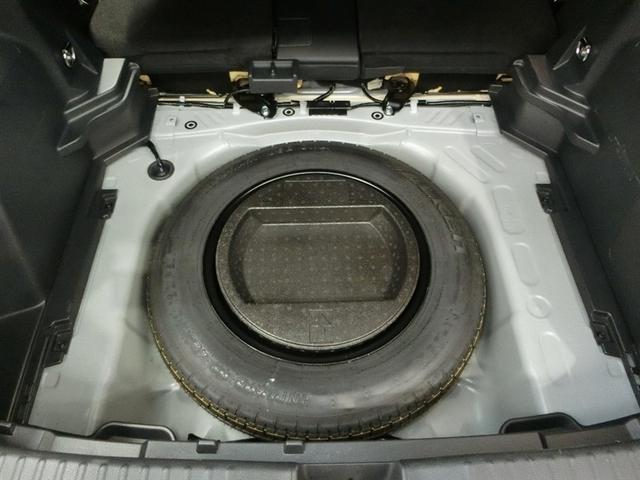 ヤリスクロス ハイブリッド GRスポーツ ハイブリッド 安全装備 衝突被害軽減システム 横滑り防止機能 ABS エアバッグ オートクルーズコントロール 盗難防止装置 バックカメラ ETC ドラレコ ミュージックプレイヤー接続可 スマートキー(22枚目)