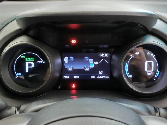 ヤリスクロス ハイブリッド GRスポーツ ハイブリッド 安全装備 衝突被害軽減システム 横滑り防止機能 ABS エアバッグ オートクルーズコントロール 盗難防止装置 バックカメラ ETC ドラレコ ミュージックプレイヤー接続可 スマートキー(25枚目)