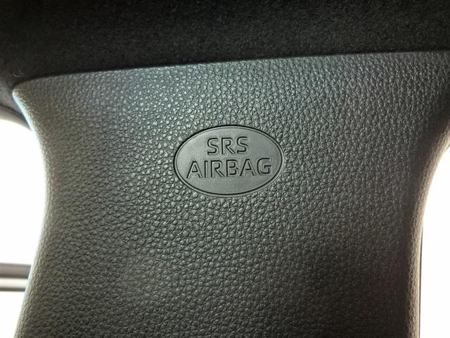 ヤリスクロス ハイブリッド GRスポーツ ハイブリッド 安全装備 衝突被害軽減システム 横滑り防止機能 ABS エアバッグ オートクルーズコントロール 盗難防止装置 バックカメラ ETC ドラレコ ミュージックプレイヤー接続可 スマートキー(33枚目)