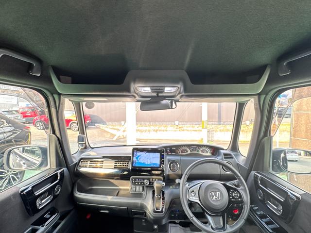 Ｎ－ＢＯＸカスタム Ｌターボ　純正８インチナビ　音楽録音機能付き　ワンオーナー　禁煙車　ＵＳＢ端子　Ｂｌｕｅｔｏｏｔｈオーディオサイドカーテンエアバック　衝突被害軽減Ｂ　オートクルーズ　アイドリンクストップ　横滑り防止　リアカメラ（22枚目）