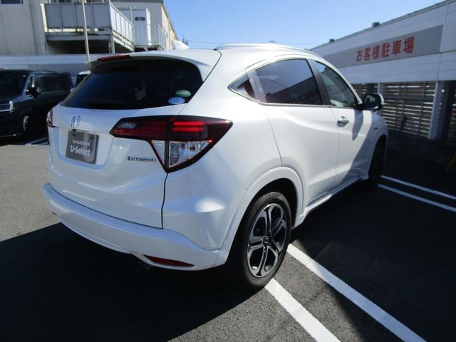 ヴェゼル ハイブリッドＺ・ホンダセンシング　８インチナビ　Ｂｌｕｅｔｏｏｔｈオーディオ　ＵＳＢ端子　ＨＤＭＩ　シートヒーター　前後ドラレコ　レーダーサポート　パワ－シ－ト　１オーナ－　ＤＶＤ再生機能　横滑り防止システム　バックアイカメラ　フルセ（7枚目）