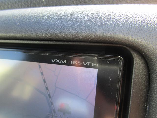 ヴェゼル ハイブリッドＺ・ホンダセンシング　８インチナビ　Ｂｌｕｅｔｏｏｔｈオーディオ　ＵＳＢ端子　ＨＤＭＩ　シートヒーター　前後ドラレコ　レーダーサポート　パワ－シ－ト　１オーナ－　ＤＶＤ再生機能　横滑り防止システム　バックアイカメラ　フルセ（13枚目）
