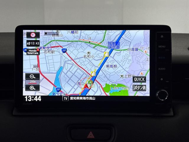 ヴェゼル ｅ：ＨＥＶＺ　ワンオーナー　ギャザズナビＴＶフルセグ　ＥＴＣ　パワーテールゲート　１オナ　スマキ　フルオートエアコン　エアバッグ　両席エアバック　Ｒカメ　記録簿付　パワーウィンドウ　ＬＥＤランプ　クルーズＣ　ＵＳＢ（12枚目）