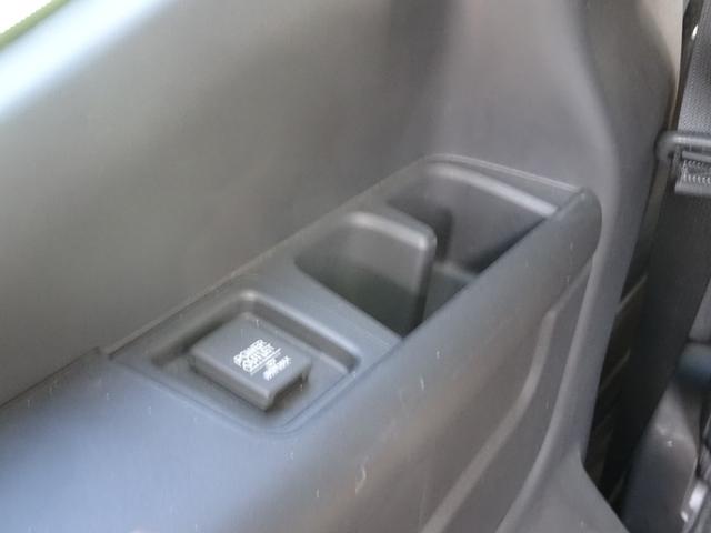 ステップワゴンスパーダ e:HEVスパーダGホンダセンシング 社外前後ドラレコ 純正9インチナビ ETC2.0 LEDライト ドライブレコーダ セキュリティアラーム カーテンエアバック 横滑り防止装置 クルーズコントロール Bカメラ USB接続 フルセグ AAC(50枚目)