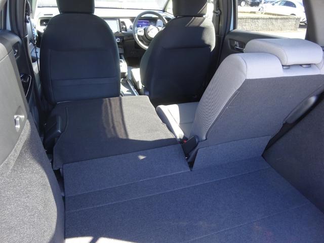 フィット クロスター　ＥＴＣ有　１オーナー　純正ドラレコ　純正８インチメモリナビ　ツートンカラー　地デジ　Ｂカメ　スマートキ　ナビＴＶ　Ａストップ　ＵＳＢ　カーテンエアバッグ　クルーズコントロール　オートエアコン　パワステ（33枚目）