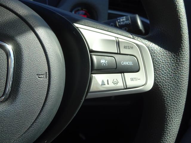 フィット クロスター　ＥＴＣ有　１オーナー　純正ドラレコ　純正８インチメモリナビ　ツートンカラー　地デジ　Ｂカメ　スマートキ　ナビＴＶ　Ａストップ　ＵＳＢ　カーテンエアバッグ　クルーズコントロール　オートエアコン　パワステ（41枚目）