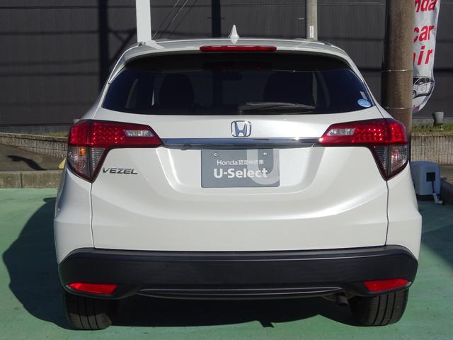 ヴェゼル Ｇ・ホンダセンシング　１オーナー　禁煙車　社外ナビ　前後ドラレコ　ＥＴＣ有　アイドリングストップ　レーダーブレーキサポート　バックカメラ　フルセグ　ＤＶＤ　スマートキー　ＬＥＤヘッドライト　ワンオーナー車（6枚目）