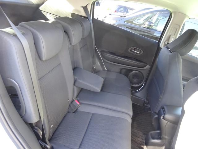 ヴェゼル Ｇ・ホンダセンシング　１オーナー　禁煙車　社外ナビ　前後ドラレコ　ＥＴＣ有　アイドリングストップ　レーダーブレーキサポート　バックカメラ　フルセグ　ＤＶＤ　スマートキー　ＬＥＤヘッドライト　ワンオーナー車（18枚目）