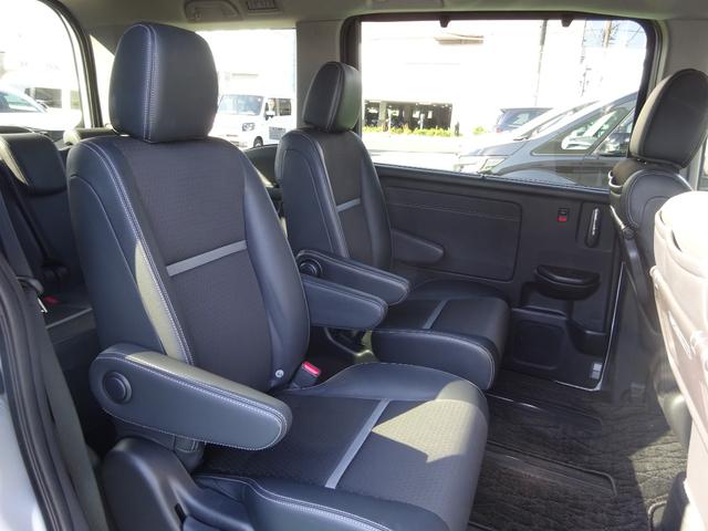 ステップワゴンスパーダ ｅ：ＨＥＶスパーダＧ・ＥＸホンダセンシング　純正ナビ　社外ドラレコ前　１オーナー　フリップダウンモニター　エアバック　地デジ　クルコン　サイドエアバッグ　シ－トヒ－タ－　衝突軽減システム　スマキー　ＬＥＤランプ　禁煙　ＵＳＢ接続　ＡＢＳ　ＥＴＣ（25枚目）