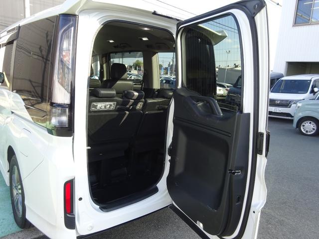 ステップワゴンスパーダ ｅ：ＨＥＶスパーダＧ・ＥＸホンダセンシング　純正ナビ　社外ドラレコ前　１オーナー　フリップダウンモニター　エアバック　地デジ　クルコン　サイドエアバッグ　シ－トヒ－タ－　衝突軽減システム　スマキー　ＬＥＤランプ　禁煙　ＵＳＢ接続　ＡＢＳ　ＥＴＣ（29枚目）