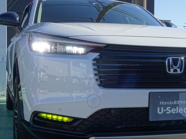 ヴェゼル ｅ：ＨＥＶＺ　ＥＴＣ２．０　フロントカメラ　ブラインドスポット　コネクトナビ　純正ドラレコ前後　パワーリアゲート　衝突回避支援ブレーキ機能　パノラミックビューモニター　１オナ　スマキ　Ｐトランク　フルオートエアコン（14枚目）