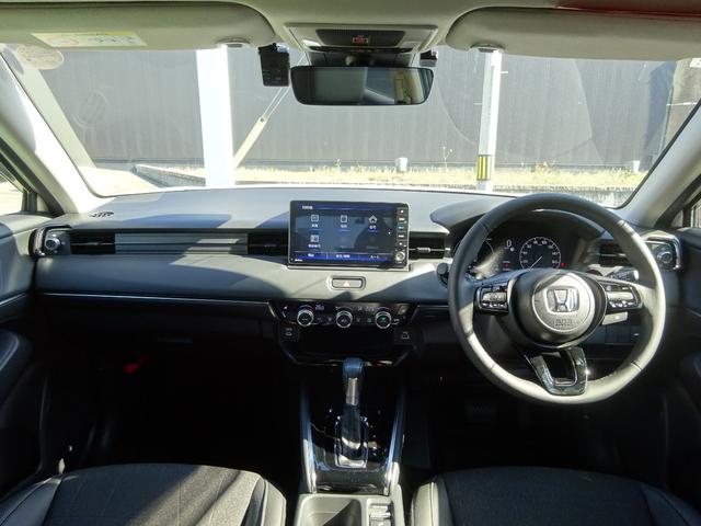 ヴェゼル ｅ：ＨＥＶＺ　ＥＴＣ２．０　フロントカメラ　ブラインドスポット　コネクトナビ　純正ドラレコ前後　パワーリアゲート　衝突回避支援ブレーキ機能　パノラミックビューモニター　１オナ　スマキ　Ｐトランク　フルオートエアコン（31枚目）