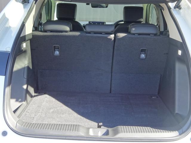 ヴェゼル ｅ：ＨＥＶＺ　ＥＴＣ２．０　フロントカメラ　ブラインドスポット　コネクトナビ　純正ドラレコ前後　パワーリアゲート　衝突回避支援ブレーキ機能　パノラミックビューモニター　１オナ　スマキ　Ｐトランク　フルオートエアコン（34枚目）