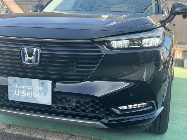 ヴェゼル ｅ：ＨＥＶＺ　１オーナー禁煙車ＥＴＣ２．０純正ドラレコ前後パワーリアゲート　衝突回避支援ブレーキ機能　１オナ　スマキ　Ｐトランク　フルオートエアコン　Ｄレコ　エアバッグ　両席エアバック　Ｒカメ　記録簿付　ソナー（14枚目）