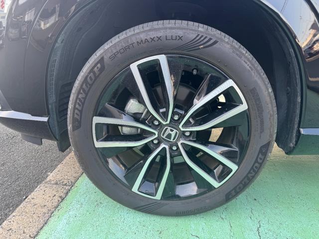 ヴェゼル ｅ：ＨＥＶＺ　１オーナー禁煙車ＥＴＣ２．０純正ドラレコ前後パワーリアゲート　衝突回避支援ブレーキ機能　１オナ　スマキ　Ｐトランク　フルオートエアコン　Ｄレコ　エアバッグ　両席エアバック　Ｒカメ　記録簿付　ソナー（36枚目）
