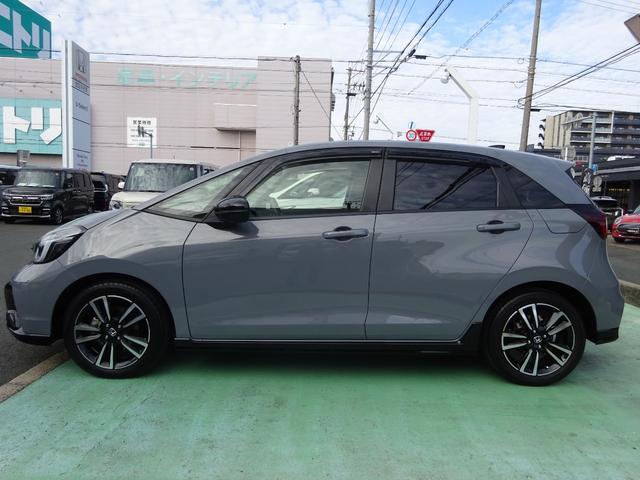 フィット e:HEVRS 1オーナー/禁煙車/無限マット・バイザー/ETC2.0 エアバッグ ナビ&TV パワーウィンドウ 助手席エアバッグ Dレコ フルセグテレビ LEDヘッドランプ セキュリティアラーム フルオートエアコン(7枚目)