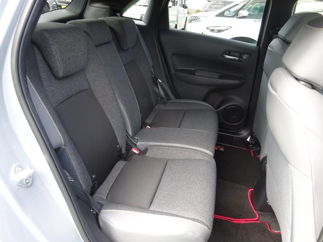 フィット e:HEVRS 1オーナー/禁煙車/無限マット・バイザー/ETC2.0 エアバッグ ナビ&TV パワーウィンドウ 助手席エアバッグ Dレコ フルセグテレビ LEDヘッドランプ セキュリティアラーム フルオートエアコン(38枚目)