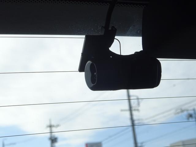 フィット e:HEVRS 1オーナー/禁煙車/無限マット・バイザー/ETC2.0 エアバッグ ナビ&TV パワーウィンドウ 助手席エアバッグ Dレコ フルセグテレビ LEDヘッドランプ セキュリティアラーム フルオートエアコン(46枚目)