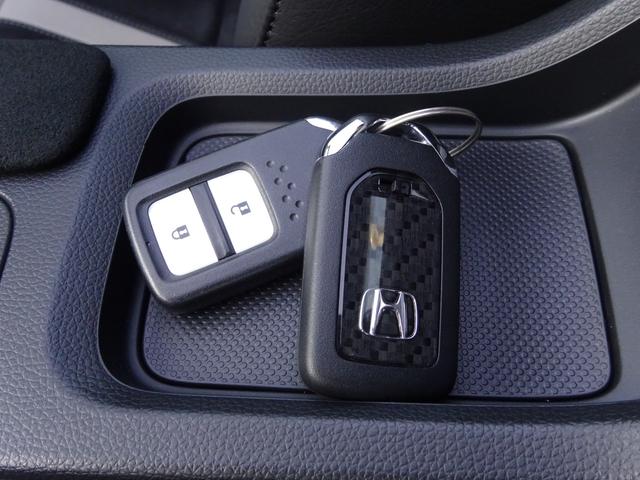 Ｓ６６０ α　６速ＭＴ　ドラレコ機能付きミラー　ＥＴＣ有　社外ＥＣＵ　バックカメラ付き　記録簿あり　前席シートヒーター　禁煙　サイドエアバック　イモビライザー　ＵＳＢ接続　ＬＥＤランプ　オートクルーズコントロール（31枚目）