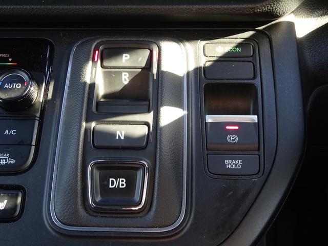 ステップワゴン ｅ：ＨＥＶスパーダプレミアムライン　１オーナー／リヤモニター／ＥＴＣ有　マルチカメラ　Ｐテールゲート　Ｗエアコン　Ｆセグ　ＵＳＢ接続　クリアランスソナ　クルーズＣ　助手席エアバッグ　スマートＫ　シ－トヒ－タ－　サイドカメラ　ＤＶＤ再生（39枚目）