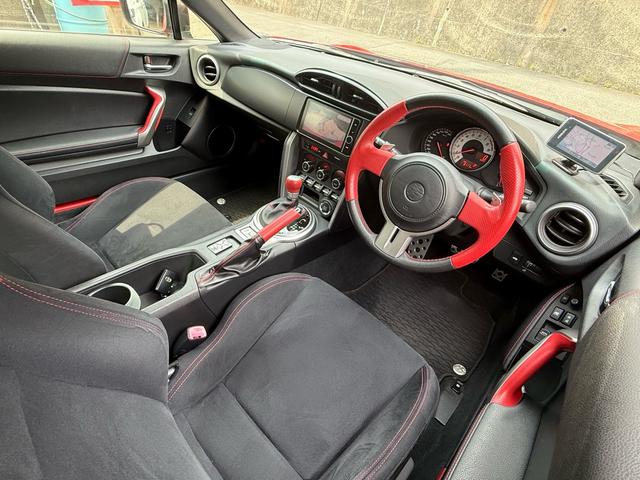 ８６ ＧＴ　走行８０００ＫＭ台／禁煙車／純正ナビ／フルセグＴＶ／ＥＴＣ／ＯＢＤ故障診断済／車検整備付き（26枚目）