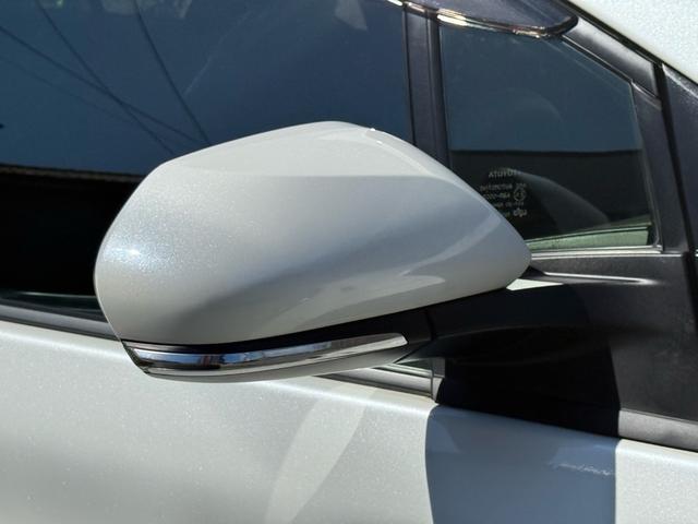 プリウスＰＨＶ Ｓナビパッケージ　セーフティセンス／禁煙車／ステアリングヒーター／ペット同乗無／プリクラッシュセーフティ／レーンディパーチャーアラート／クルコン／ＬＥＤヘッド／シートヒーター／車検備整付／ＯＢＤ故障診断済／ＥＴＣ２．０（40枚目）