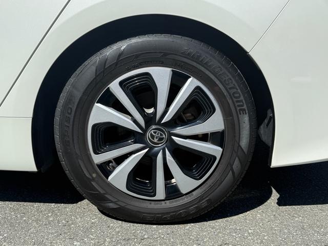 プリウスＰＨＶ Ｓナビパッケージ　セーフティセンス／禁煙車／ステアリングヒーター／ペット同乗無／プリクラッシュセーフティ／レーンディパーチャーアラート／クルコン／ＬＥＤヘッド／シートヒーター／車検備整付／ＯＢＤ故障診断済／ＥＴＣ２．０（48枚目）