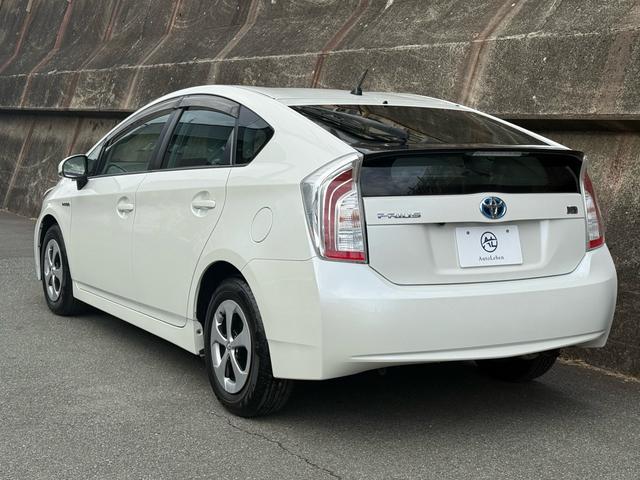 プリウス Ｓ　後期型／純正ナビ／バックカメラ／フォグライト／禁煙車／走行１００００ＫＭ台／フルセグＴＶ／Ｂｌｕｅｔｏｏｔｈ／ＥＴＣ／ＡＣ１００Ｖ／車検整備付／ＯＢＤ故障診断済／グー鑑定済（14枚目）