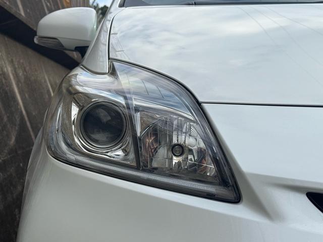 プリウス Ｓ　後期型／純正ナビ／バックカメラ／フォグライト／禁煙車／走行１００００ＫＭ台／フルセグＴＶ／Ｂｌｕｅｔｏｏｔｈ／ＥＴＣ／ＡＣ１００Ｖ／車検整備付／ＯＢＤ故障診断済／グー鑑定済（18枚目）