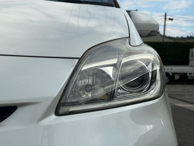 プリウス Ｓ　後期型／純正ナビ／バックカメラ／フォグライト／禁煙車／走行１００００ＫＭ台／フルセグＴＶ／Ｂｌｕｅｔｏｏｔｈ／ＥＴＣ／ＡＣ１００Ｖ／車検整備付／ＯＢＤ故障診断済／グー鑑定済（19枚目）