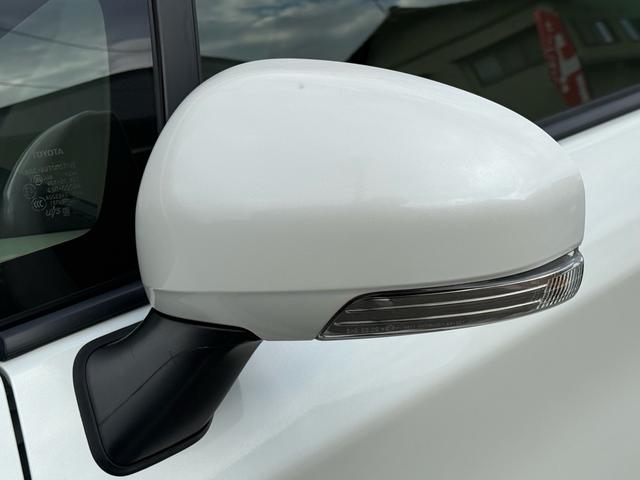 プリウス Ｓ　後期型／純正ナビ／バックカメラ／フォグライト／禁煙車／走行１００００ＫＭ台／フルセグＴＶ／Ｂｌｕｅｔｏｏｔｈ／ＥＴＣ／ＡＣ１００Ｖ／車検整備付／ＯＢＤ故障診断済／グー鑑定済（46枚目）