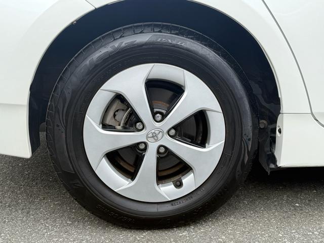 プリウス Ｓ　後期型／純正ナビ／バックカメラ／フォグライト／禁煙車／走行１００００ＫＭ台／フルセグＴＶ／Ｂｌｕｅｔｏｏｔｈ／ＥＴＣ／ＡＣ１００Ｖ／車検整備付／ＯＢＤ故障診断済／グー鑑定済（51枚目）