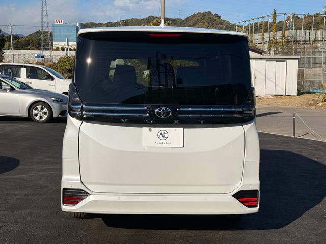 ヴォクシー S-Z 改良型/登録済未使用車/OP快適利便/OPトヨタチームメイトアドバンストパーク/OPCD・DVDデッキ/セーフティセンス/ブラインドスポット/パーキングサポート/パノラミックビュー/保証R12年11月(9枚目)