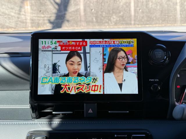 ヴォクシー S-Z 改良型/登録済未使用車/OP快適利便/OPトヨタチームメイトアドバンストパーク/OPCD・DVDデッキ/セーフティセンス/ブラインドスポット/パーキングサポート/パノラミックビュー/保証R12年11月(15枚目)