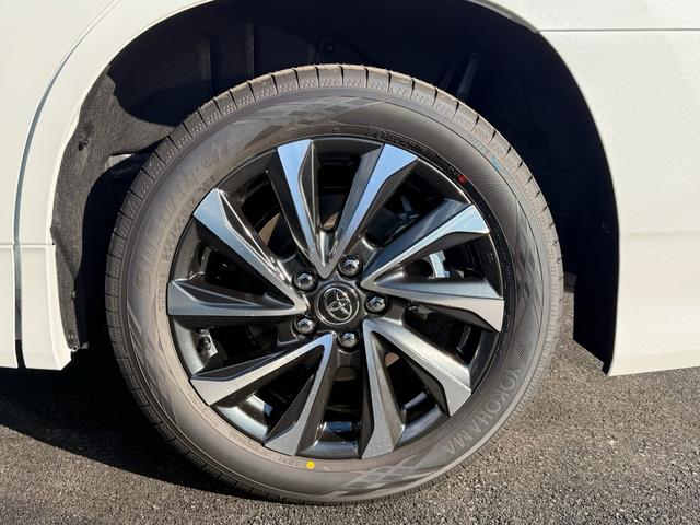 ヴォクシー S-Z 改良型/登録済未使用車/OP快適利便/OPトヨタチームメイトアドバンストパーク/OPCD・DVDデッキ/セーフティセンス/ブラインドスポット/パーキングサポート/パノラミックビュー/保証R12年11月(61枚目)